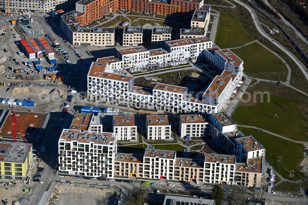 München from above - Construction site to build a new multi-family residential complex along the Hildachstrasse in the district Pasing-Obermenzing in Munich in the state Bavaria, Germany