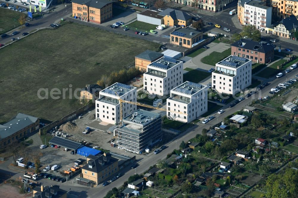 Magdeburg from the bird's eye view: Construction site to build a new multi-family residential complex of urban nature Immobilien Vertriebsgesellschaft mbH & Co. KG along the Schlachthofstrasse in Magdeburg in the state Saxony-Anhalt, Germany