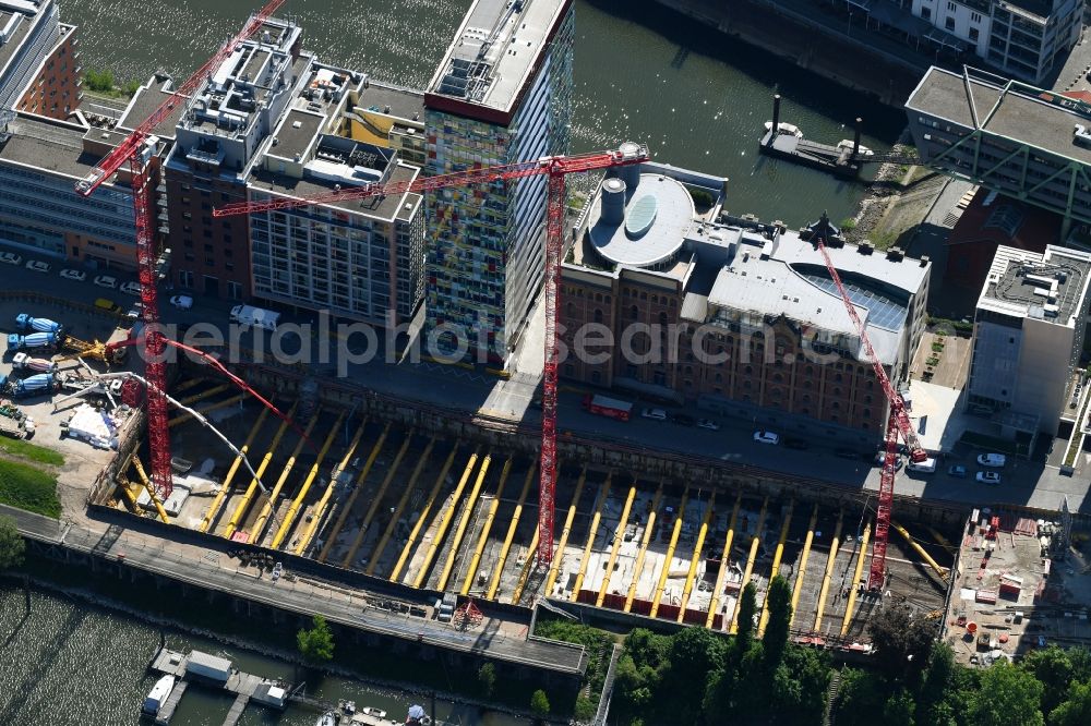 Aerial photograph Düsseldorf - Construction site to build a new multi-family residential complex of FRANKONIA Eurobau AG on Speditionstrasse in Duesseldorf in the state North Rhine-Westphalia, Germany