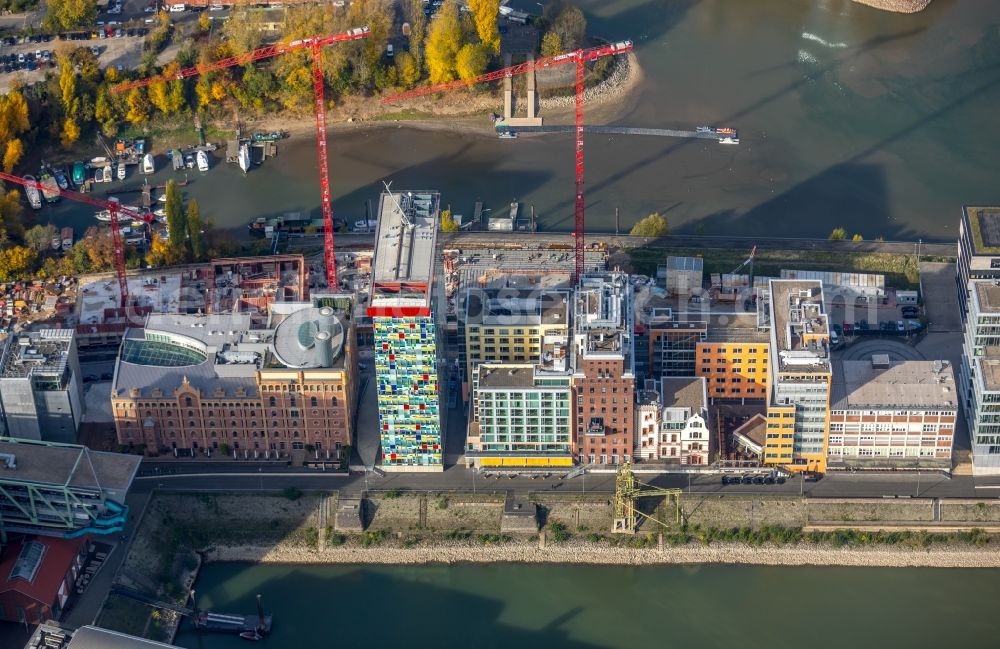 Düsseldorf from the bird's eye view: Construction site to build a new multi-family residential complex of FRANKONIA Eurobau AG on Speditionstrasse in Duesseldorf in the state North Rhine-Westphalia, Germany