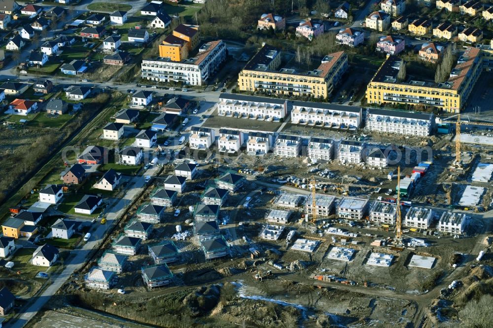 Aerial photograph Bernau - Construction site to build a new multi-family residential complex Friedenstaler Gaerten on Spreeallee - Havelstrasse in the district Friedenstal in Bernau in the state Brandenburg, Germany