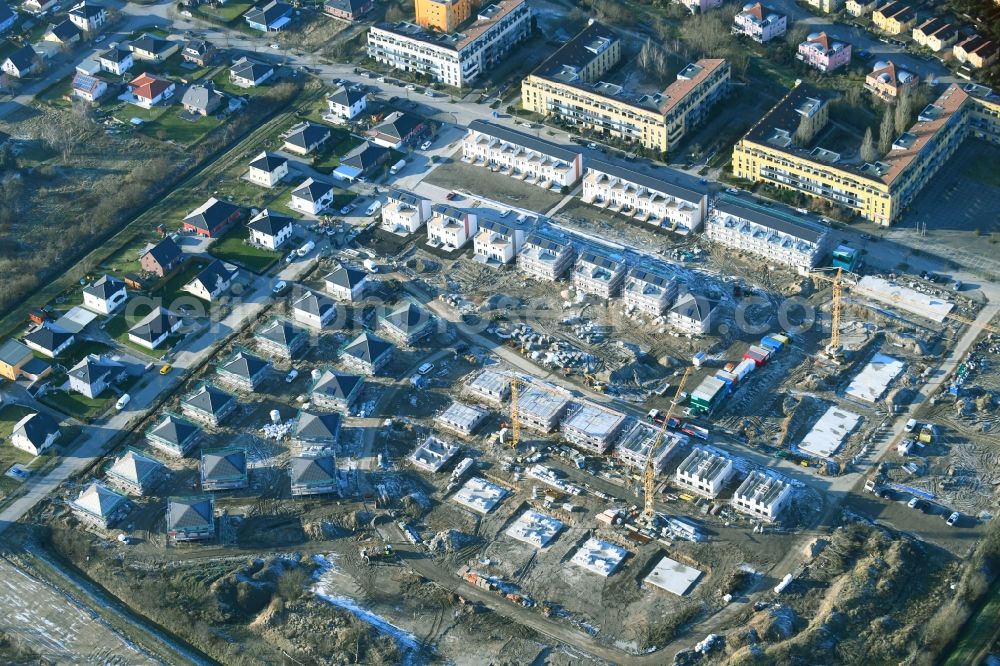 Bernau from above - Construction site to build a new multi-family residential complex Friedenstaler Gaerten on Spreeallee - Havelstrasse in the district Friedenstal in Bernau in the state Brandenburg, Germany