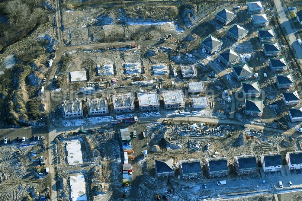 Aerial image Bernau - Construction site to build a new multi-family residential complex Friedenstaler Gaerten on Spreeallee - Havelstrasse in the district Friedenstal in Bernau in the state Brandenburg, Germany