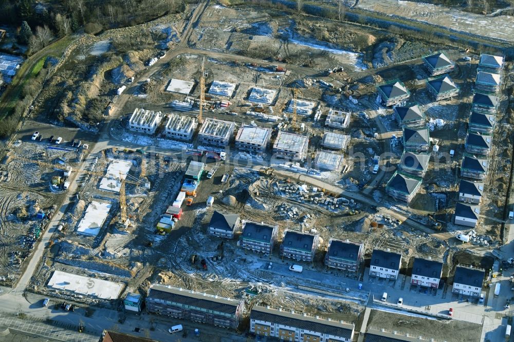 Bernau from above - Construction site to build a new multi-family residential complex Friedenstaler Gaerten on Spreeallee - Havelstrasse in the district Friedenstal in Bernau in the state Brandenburg, Germany