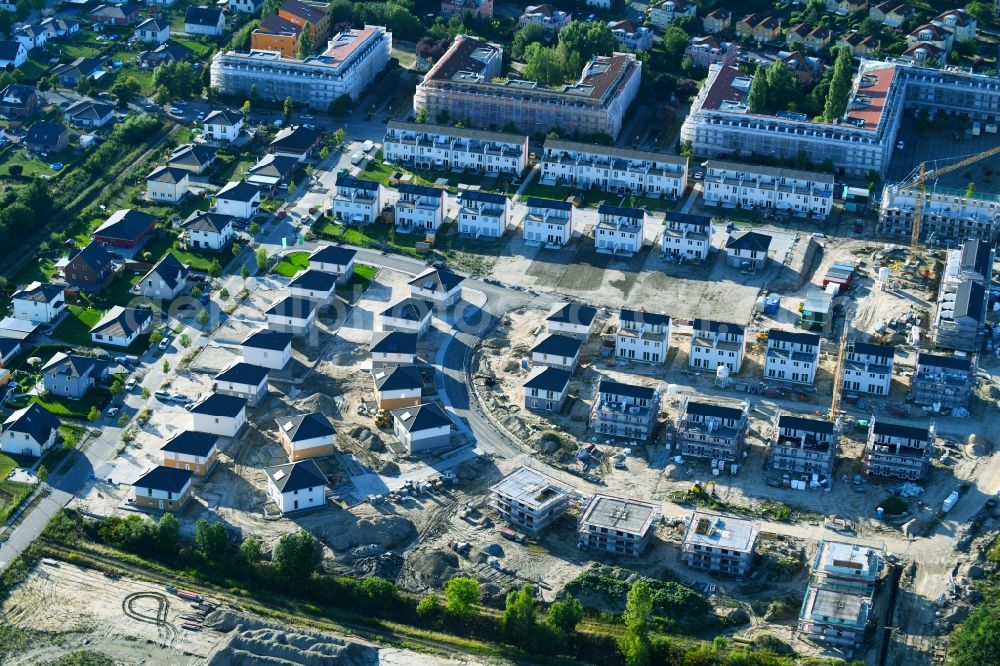 Bernau from above - Construction site to build a new multi-family residential complex Friedenstaler Gaerten on Spreeallee - Havelstrasse in the district Friedenstal in Bernau in the state Brandenburg, Germany