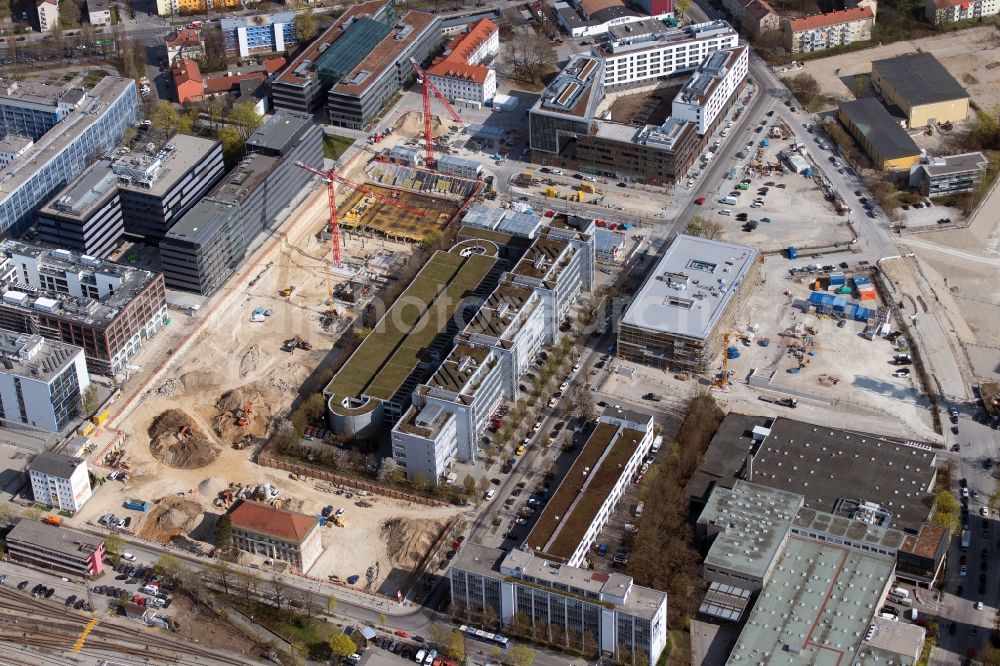 Aerial photograph München - Construction site to build a new multi-family residential complex on Friedenstrasse - Muehldorfstrasse in the district Berg am Laim in Munich in the state Bavaria, Germany