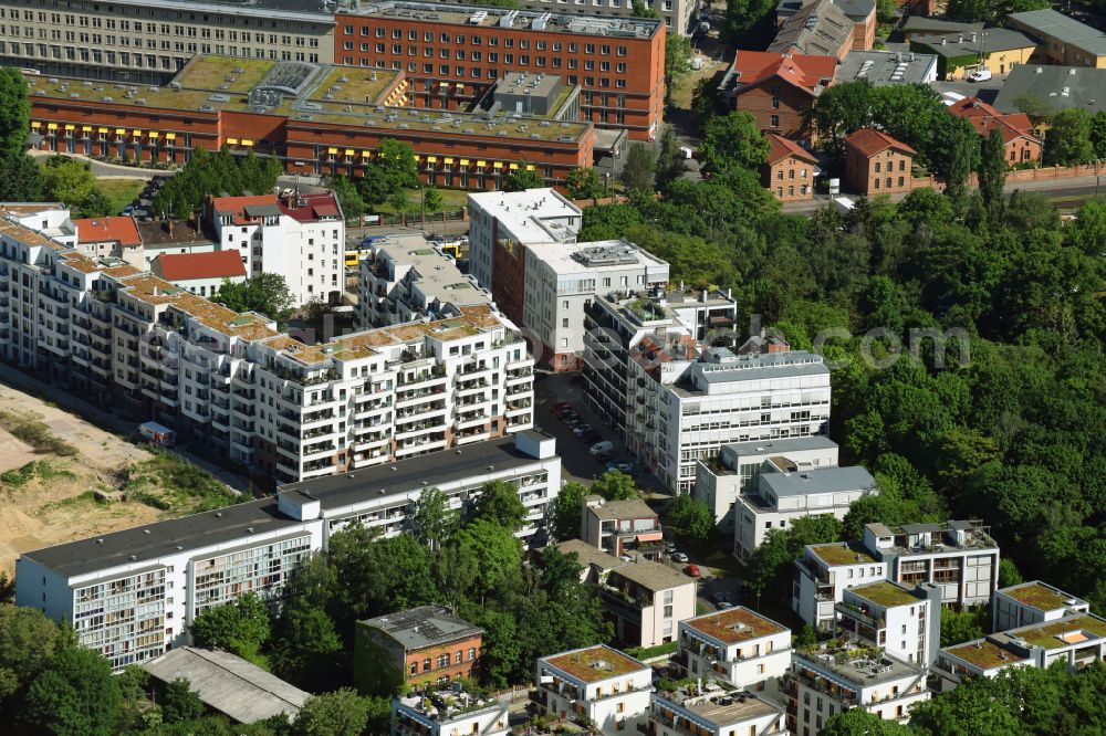 Aerial image Berlin - Construction site to build a new multi-family residential complex Friedrichshain-Hoefe on Friedenstrasse, Pufendorfstrasse and Matthiasstrasse in the district Friedrichshain in Berlin, Germany