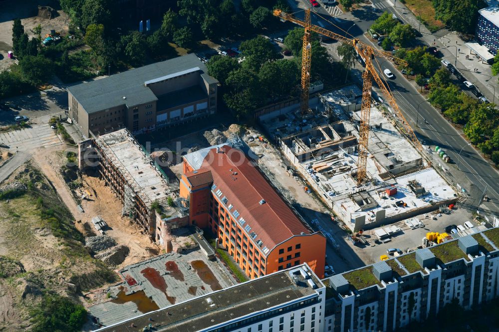 Aerial image Berlin - Construction site to build a new multi-family residential complex Friedrichshain-Hoefe on Friedenstrasse, Pufendorfstrasse and Matthiasstrasse in the district Friedrichshain in Berlin, Germany