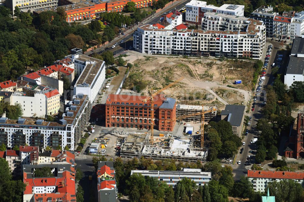 Berlin from above - Construction site to build a new multi-family residential complex Friedrichshain-Hoefe on Friedenstrasse, Pufendorfstrasse and Matthiasstrasse in the district Friedrichshain in Berlin, Germany