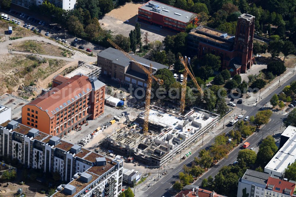 Berlin from above - Construction site to build a new multi-family residential complex Friedrichshain-Hoefe on Friedenstrasse, Pufendorfstrasse and Matthiasstrasse in the district Friedrichshain in Berlin, Germany