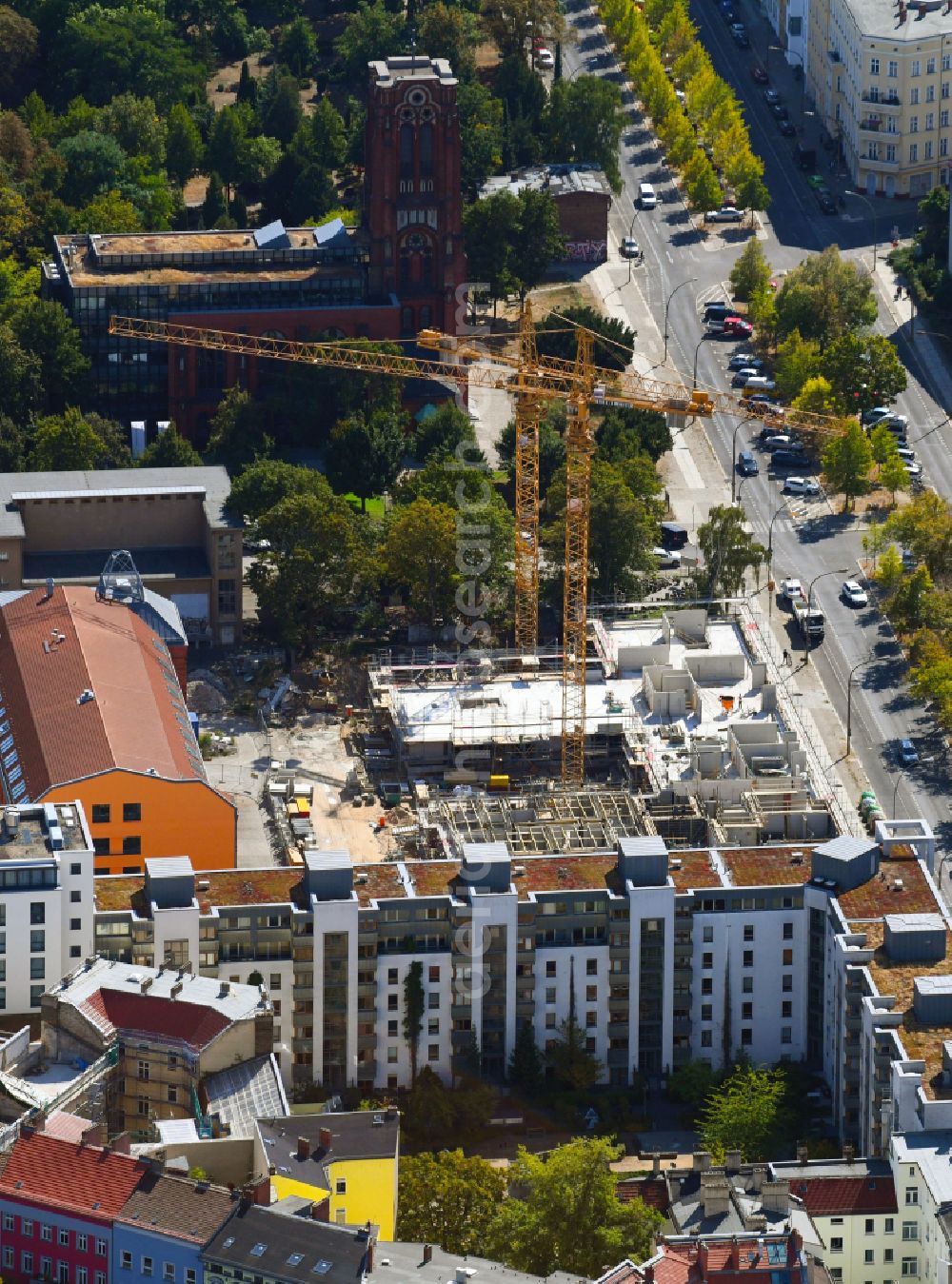 Aerial photograph Berlin - Construction site to build a new multi-family residential complex Friedrichshain-Hoefe on Friedenstrasse, Pufendorfstrasse and Matthiasstrasse in the district Friedrichshain in Berlin, Germany