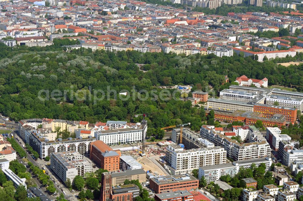 Berlin from above - Construction site to build a new multi-family residential complex Friedrichshain-Hoefe on Friedenstrasse, Pufendorfstrasse and Matthiasstrasse in the district Friedrichshain in Berlin, Germany