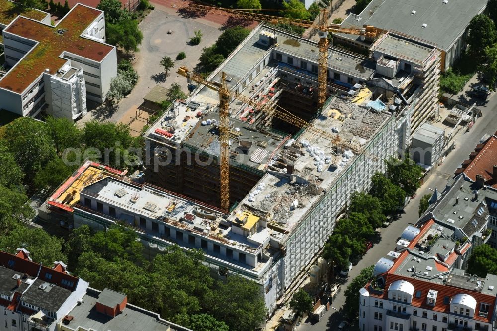 Berlin from above - Construction site to build a new multi-family residential complex Geisberg Berlin on Geisbergstrasse in the district Tempelhof-Schoeneberg in Berlin, Germany