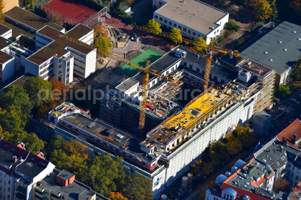 Berlin from above - Construction site to build a new multi-family residential complex Geisberg Berlin on Geisbergstrasse in the district Tempelhof-Schoeneberg in Berlin, Germany