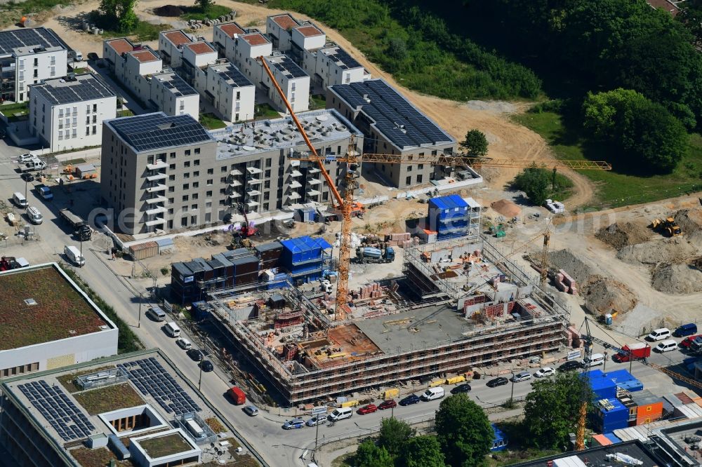 Aerial photograph München - Construction site to build a new multi-family residential complex of GEWOFAG Holding GmbH on Eugen-Jochum-Strasse in the district Bogenhausen in Munich in the state Bavaria, Germany