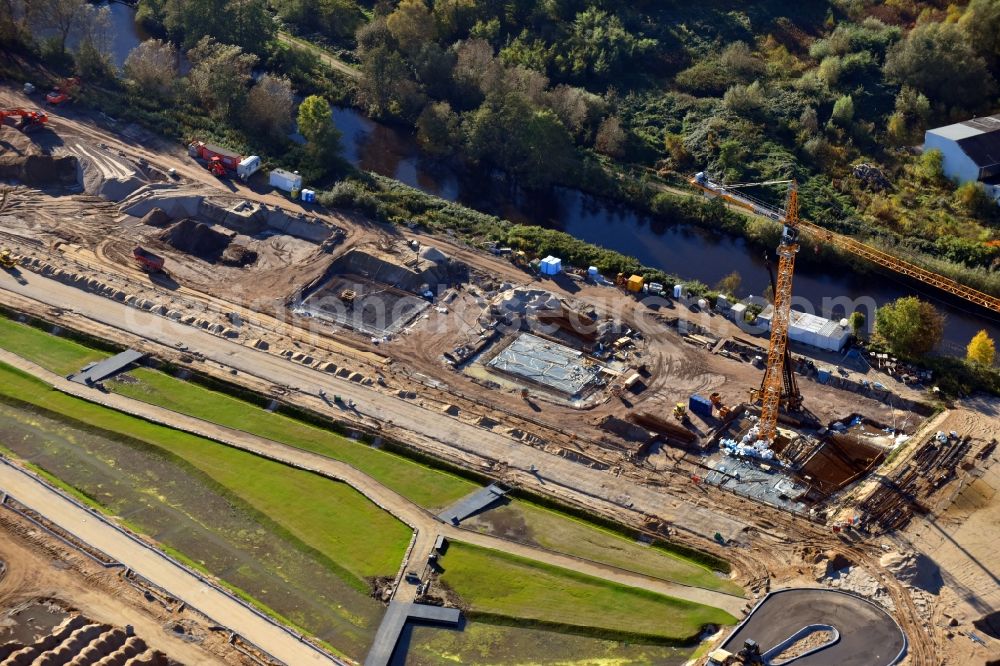 Aerial image Hamburg - Construction site to build a new multi-family residential complex Glasblaeserhoefe on Schleusengraben in the district Bergedorf in Hamburg, Germany