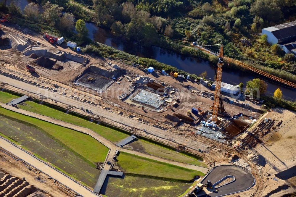 Aerial photograph Hamburg - Construction site to build a new multi-family residential complex Glasblaeserhoefe on Schleusengraben in the district Bergedorf in Hamburg, Germany