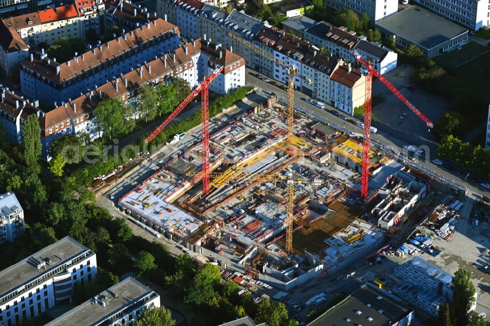 München from above - Construction site to build a new multi-family residential complex Gmunder Hoefe on Gmunder Strasse corner Hofmannstrasse in the district Obersendling in Munich in the state Bavaria, Germany