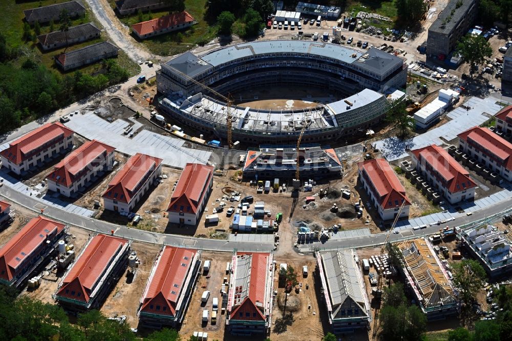 Wustermark from the bird's eye view: Construction site to build a new multi-family residential complex Gold- Gartenstadt Olympisches Dorf von 1936 in the district Elstal in Wustermark in the state Brandenburg, Germany