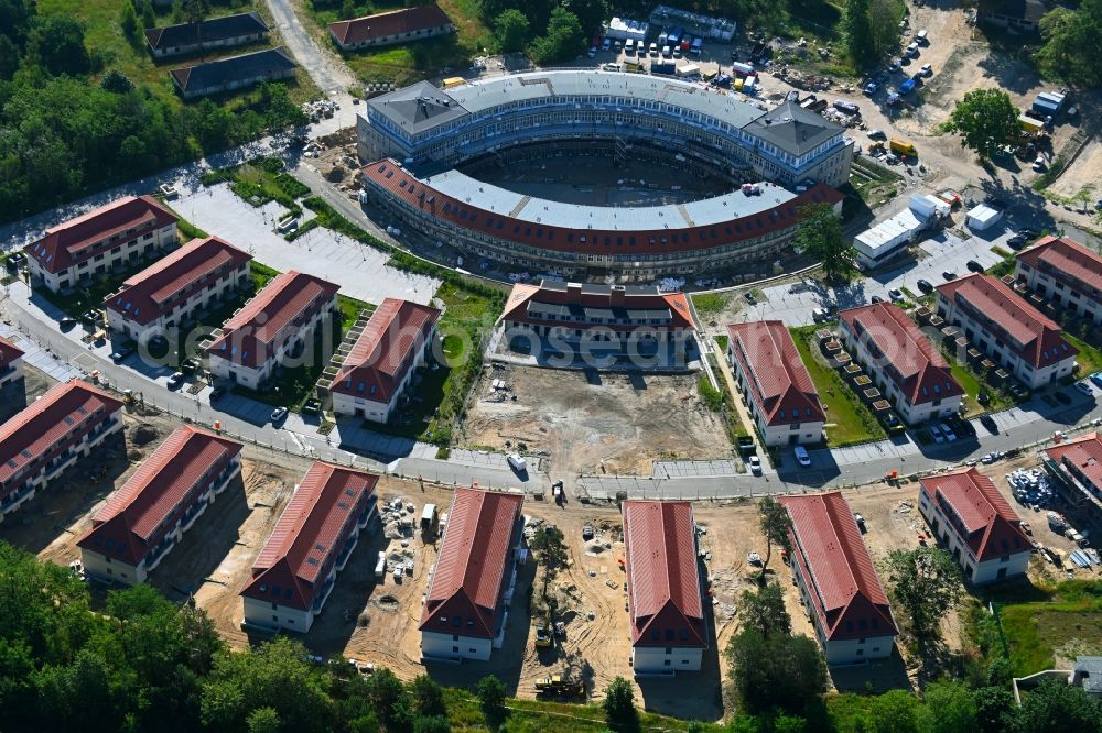 Wustermark from the bird's eye view: Construction site to build a new multi-family residential complex Gold- Gartenstadt Olympisches Dorf von 1936 in the district Elstal in Wustermark in the state Brandenburg, Germany