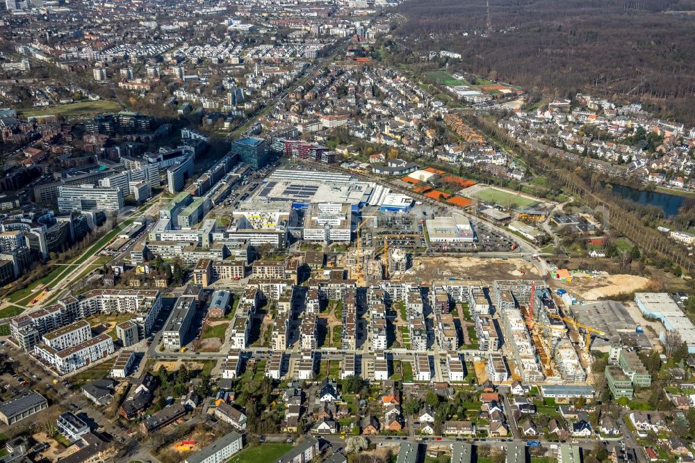 Düsseldorf from the bird's eye view: Construction site to build a new multi-family residential complex Grafental on Roepkestrasse in Duesseldorf in the state North Rhine-Westphalia, Germany