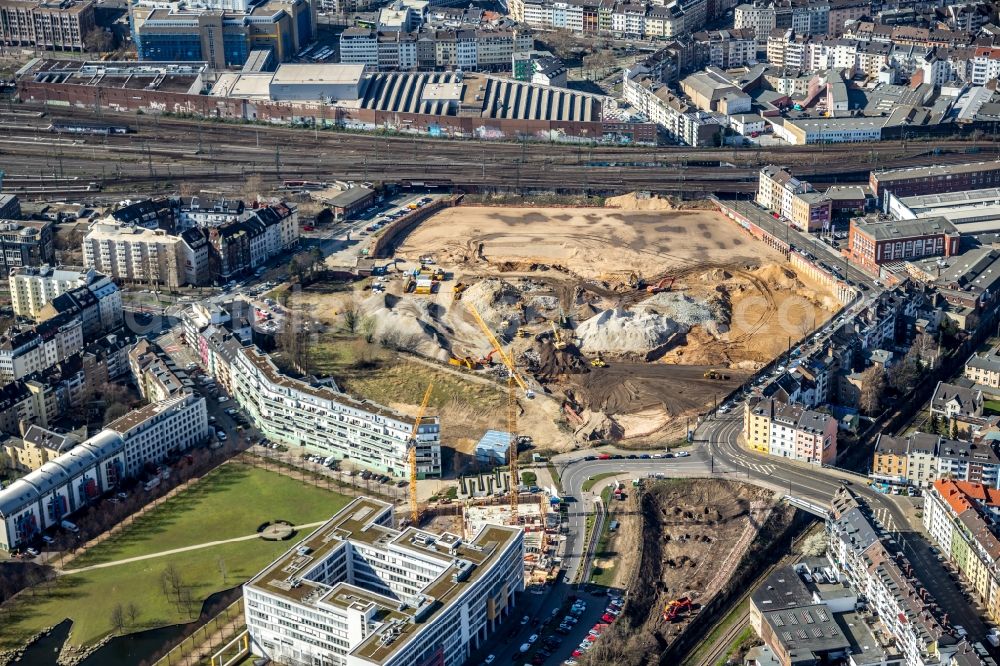 Düsseldorf from the bird's eye view: Construction site to build a new multi-family residential complex Grand Central in the district Oberbilk in Duesseldorf in the state North Rhine-Westphalia, Germany