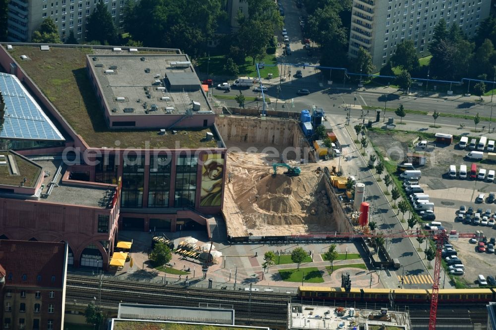 Aerial image Berlin - Construction site to build a new multi-family residential complex Grandaire on Voltairestrasse corner Alexanderstrasse - Dircksenstrasse in the district Mitte in Berlin, Germany