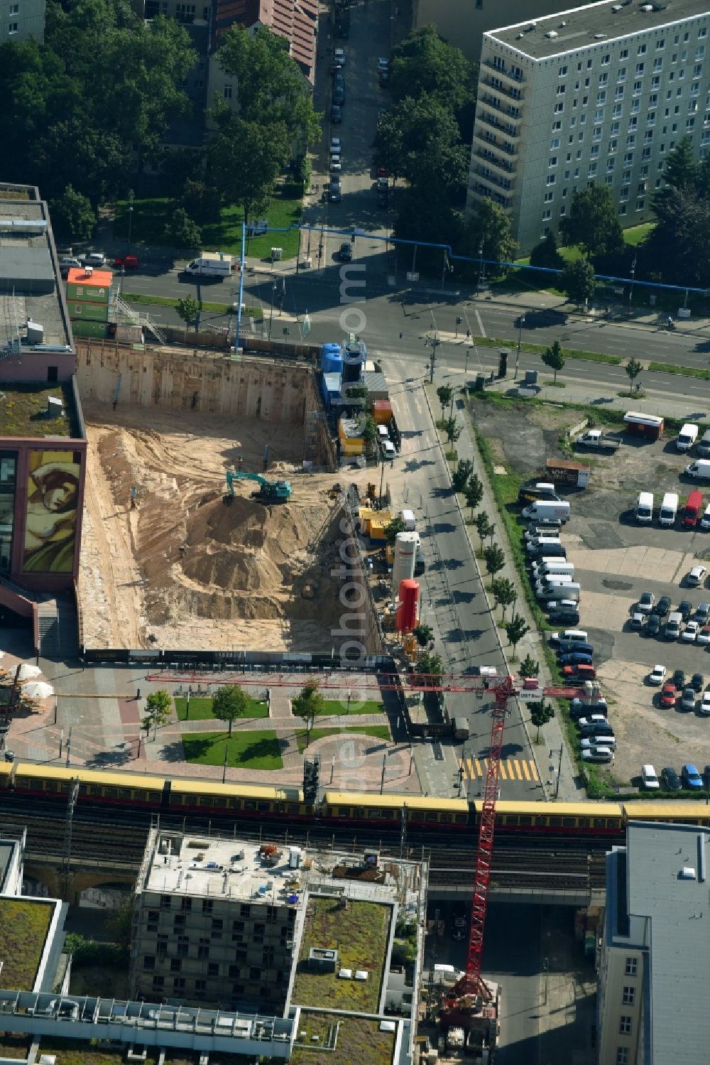 Aerial photograph Berlin - Construction site to build a new multi-family residential complex Grandaire on Voltairestrasse corner Alexanderstrasse - Dircksenstrasse in the district Mitte in Berlin, Germany