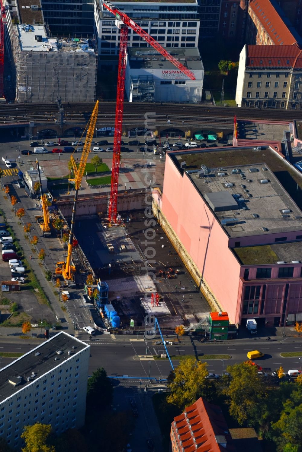 Aerial photograph Berlin - Construction site to build a new multi-family residential complex Grandaire on Voltairestrasse corner Alexanderstrasse - Dircksenstrasse in the district Mitte in Berlin, Germany