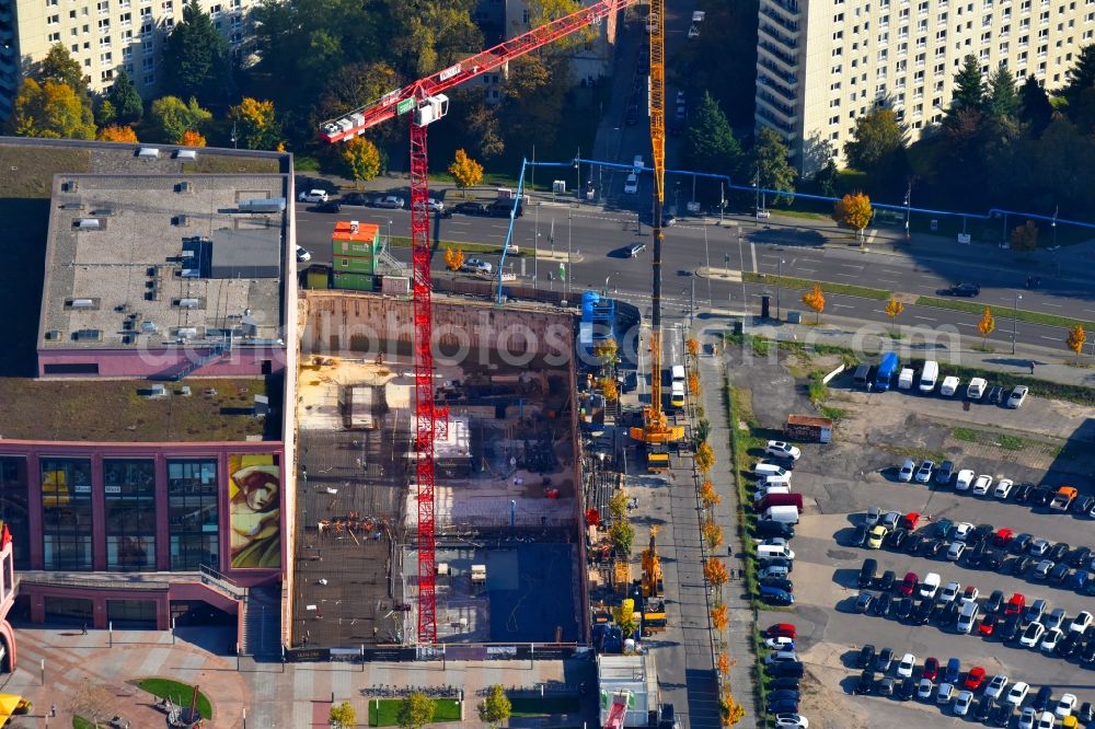 Aerial image Berlin - Construction site to build a new multi-family residential complex Grandaire on Voltairestrasse corner Alexanderstrasse - Dircksenstrasse in the district Mitte in Berlin, Germany