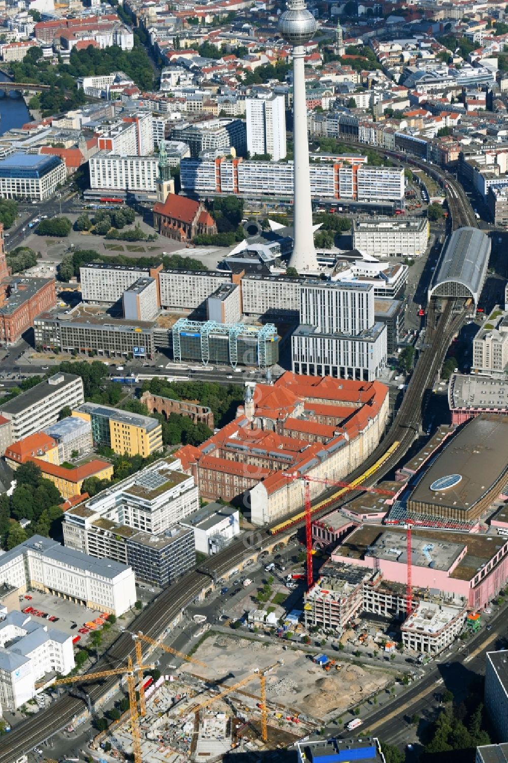 Berlin from above - Construction site to build a new multi-family residential complex Grandaire on Voltairestrasse corner Alexanderstrasse - Dircksenstrasse in the district Mitte in Berlin, Germany