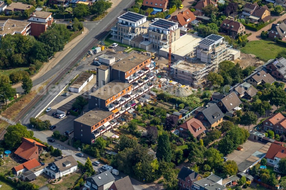 Hamm from above - Construction site to build a new multi-family residential complex at Grenzweg and Alter Papelweg in Hamm in the state North Rhine-Westphalia, Germany