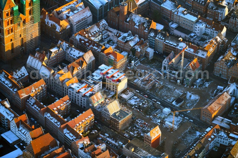 Lübeck from the bird's eye view: Construction site to build a new multi-family residential complex Fischstrasse - Braunstrasse in Gruenderviertel in the district Innenstadt in Luebeck in the state Schleswig-Holstein, Germany