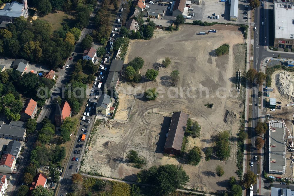 Berlin from above - Construction site to build a new multi-family residential complex of Gut Alt-Biesdorf on Weissenhoeher Strasse in Berlin, Germany