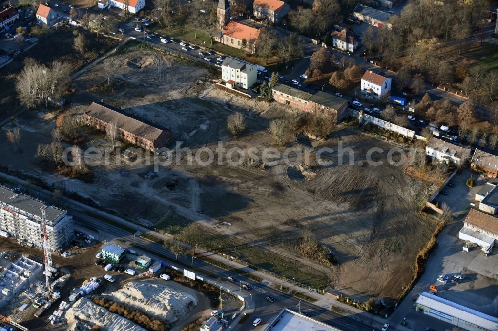 Berlin from the bird's eye view: Construction site to build a new multi-family residential complex of Gut Alt-Biesdorf on Weissenhoeher Strasse in Berlin, Germany