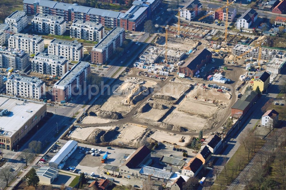 Berlin from above - Construction site to build a new multi-family residential complex of Gut Alt-Biesdorf on Weissenhoeher Strasse in Berlin, Germany