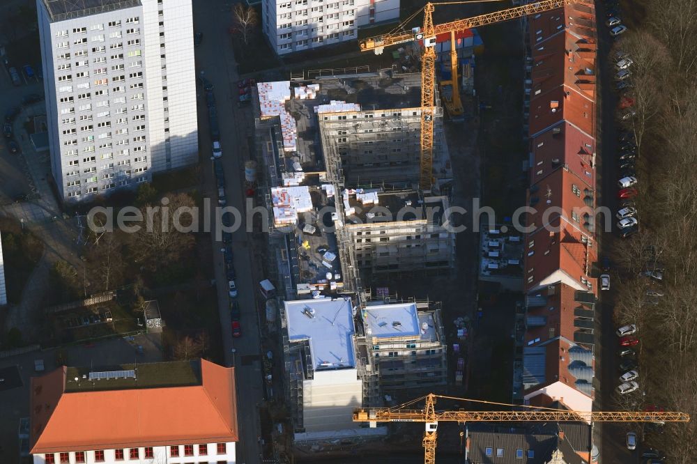 Erfurt from the bird's eye view: Construction site to build a new multi-family residential complex of GWH Immobilien Holding GmbH on Neuerbe in Erfurt in the state Thuringia, Germany