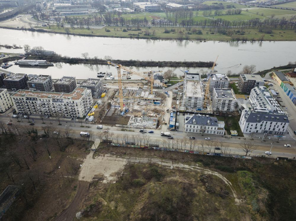 Dresden from above - Construction site to build a new multi-family residential complex HAFENCITY Dresden on Elberadweg in Dresden in the state Saxony, Germany