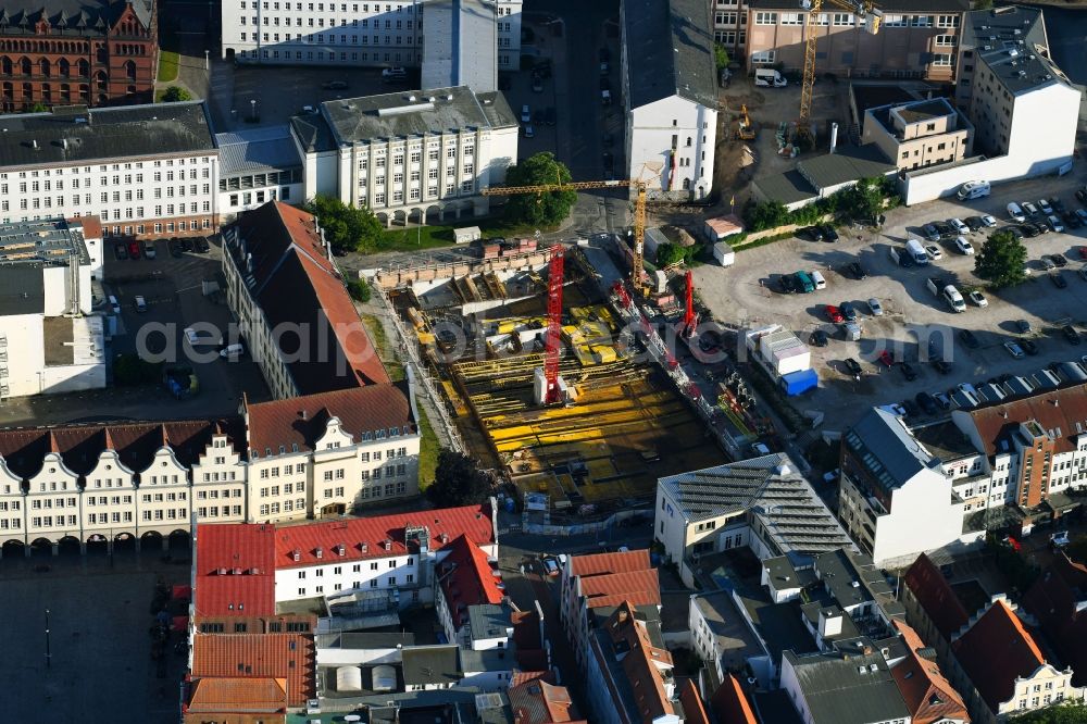 Rostock from above - Construction site to build a new multi-family residential complex HanseKarree Glatter Aal of Randalswood Germany GmbH in Rostock in the state Mecklenburg - Western Pomerania, Germany