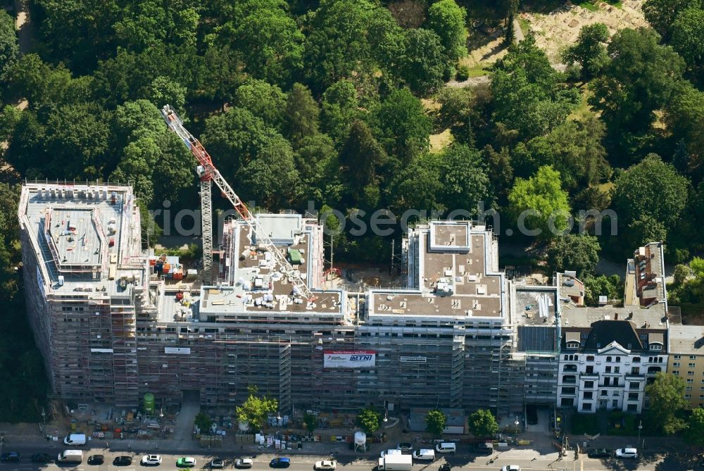 Aerial photograph Berlin - Construction site to build a new multi-family residential complex on Hasenheide in the district Neukoelln in Berlin, Germany