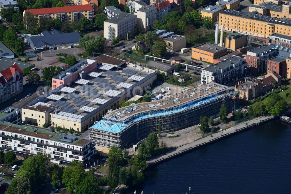 Aerial image Potsdam - Construction site to build a new multi-family residential complex Havelwelle on Zeppelinstrasse in the district Westliche Vorstadt in Potsdam in the state Brandenburg, Germany