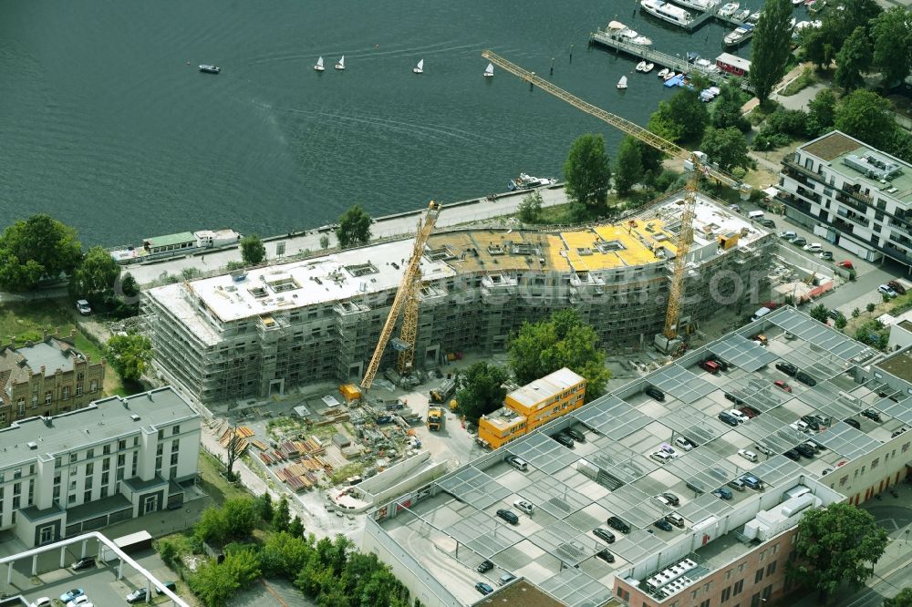 Aerial image Potsdam - Construction site to build a new multi-family residential complex Havelwelle on Zeppelinstrasse in the district Westliche Vorstadt in Potsdam in the state Brandenburg, Germany