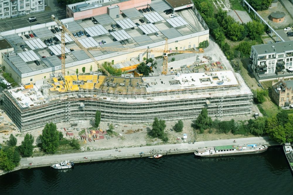 Aerial image Potsdam - Construction site to build a new multi-family residential complex Havelwelle on Zeppelinstrasse in the district Westliche Vorstadt in Potsdam in the state Brandenburg, Germany