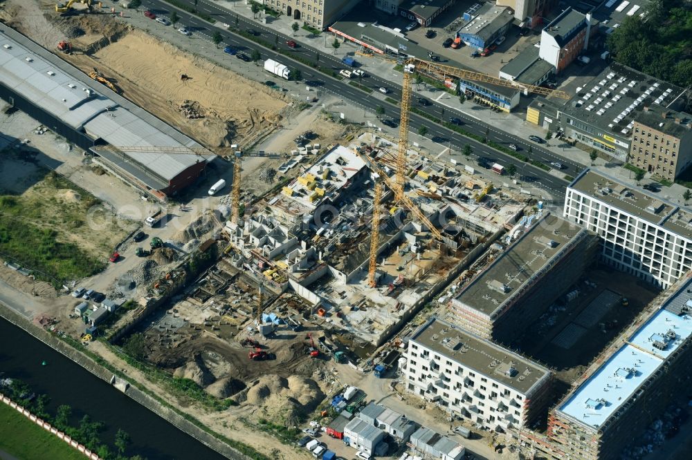 Berlin from above - Construction site to build a new multi-family residential complex Heidestrasse in the district Moabit in Berlin, Germany