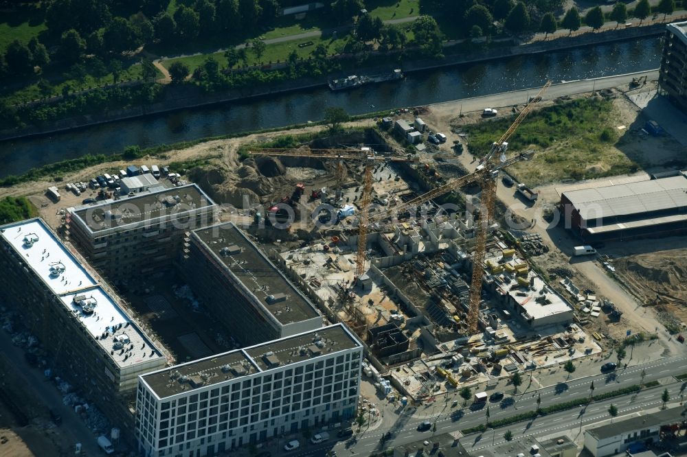 Aerial image Berlin - Construction site to build a new multi-family residential complex Heidestrasse in the district Moabit in Berlin, Germany