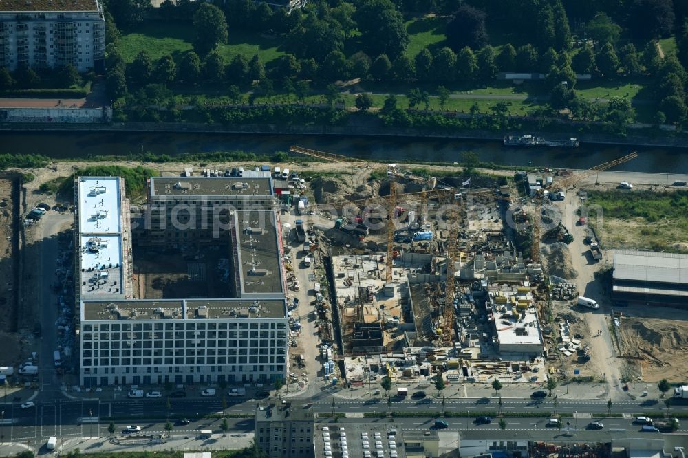 Aerial image Berlin - Construction site to build a new multi-family residential complex Heidestrasse in the district Moabit in Berlin, Germany