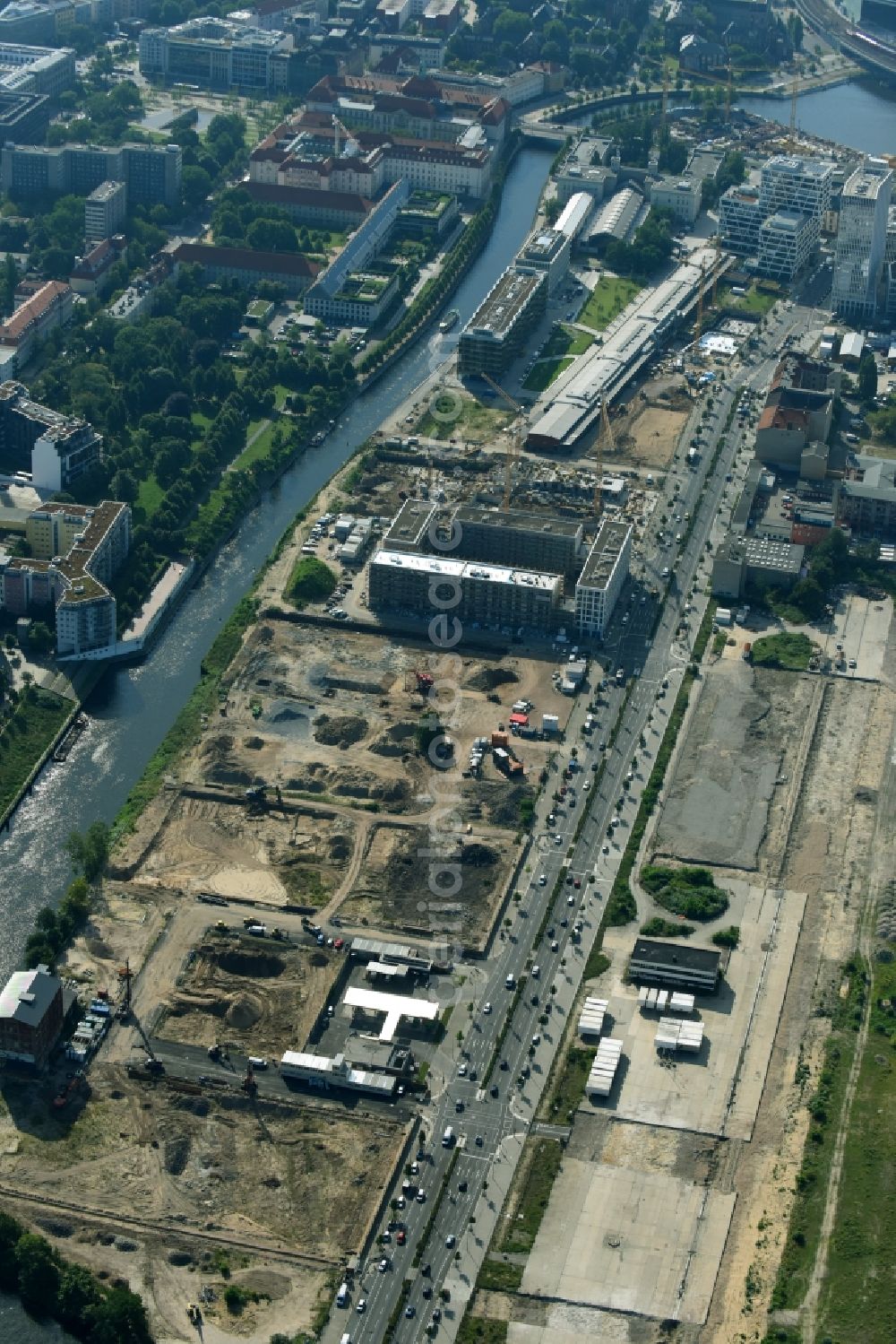 Berlin from above - Construction site to build a new multi-family residential complex Heidestrasse in the district Moabit in Berlin, Germany