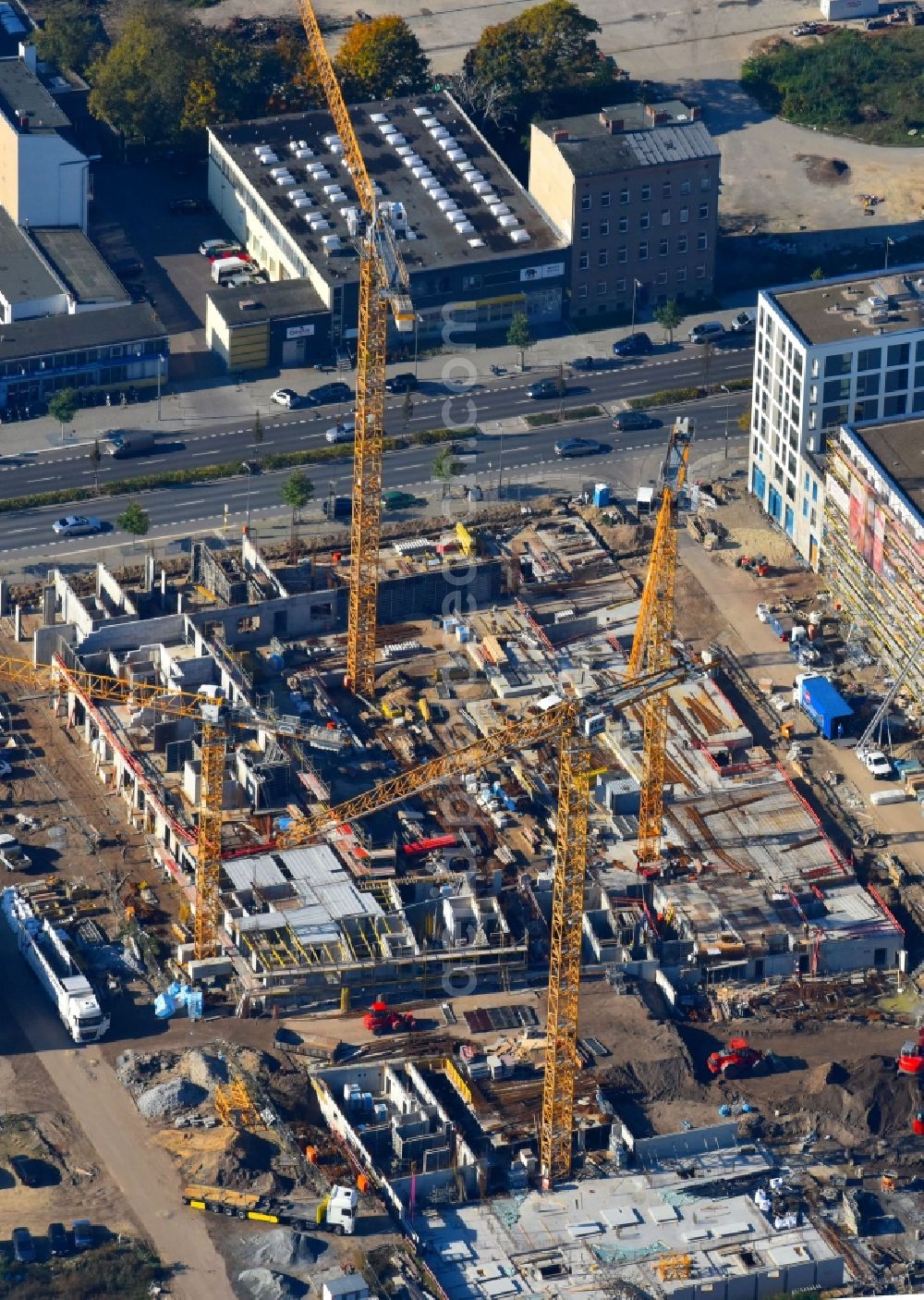 Aerial image Berlin - Construction site to build a new multi-family residential complex Heidestrasse in the district Moabit in Berlin, Germany