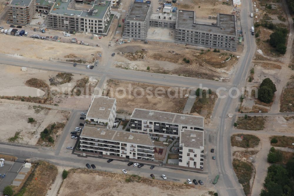 Aerial photograph Mainz - Construction site to build a new multi-family residential complex Heiligkreuz-Viertel in Mainz in the state Rhineland-Palatinate, Germany