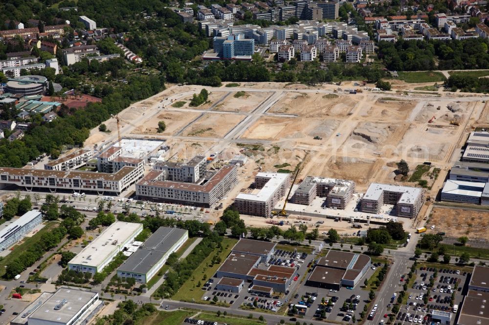 Aerial photograph Mainz - Construction site to build a new multi-family residential complex Heiligkreuz-Viertel in Mainz in the state Rhineland-Palatinate, Germany